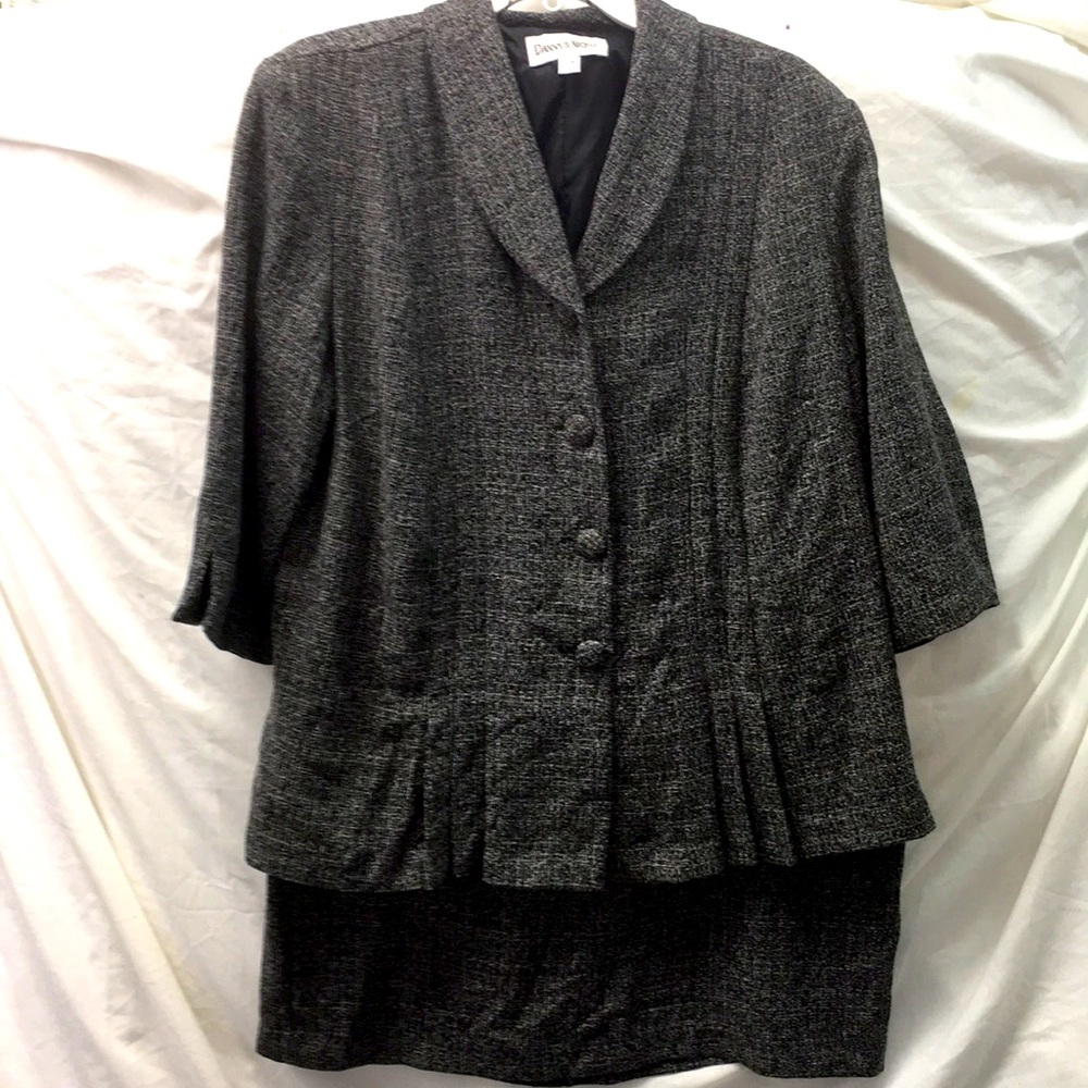 Danny & Nicole New skirt suit ladies sz 20w